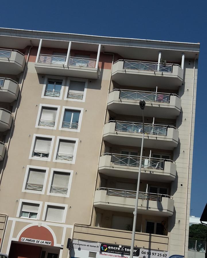 Parvis De La Mer, 50M De La Plage Nice Luaran gambar